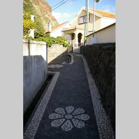 Casas Floeca Nyaraló *